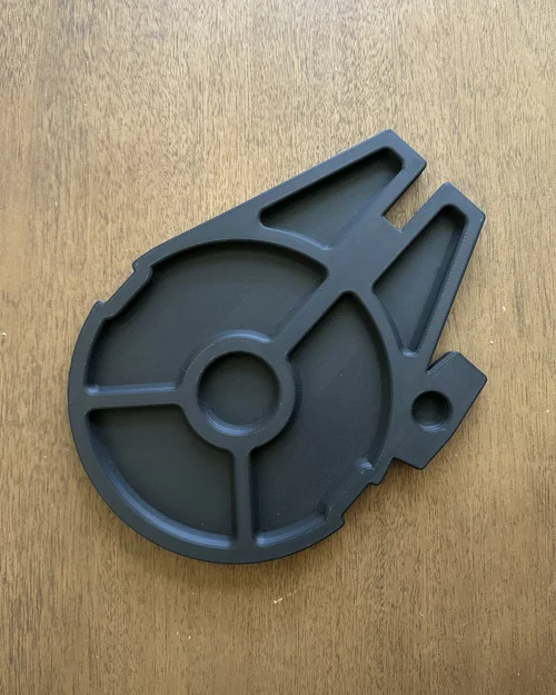 Khay Đựng Đồ Hình Tàu Millennium Falcon Star Wars In 3D - Image 2