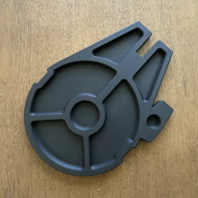 Khay Đựng Đồ Hình Tàu Millennium Falcon Star Wars In 3D