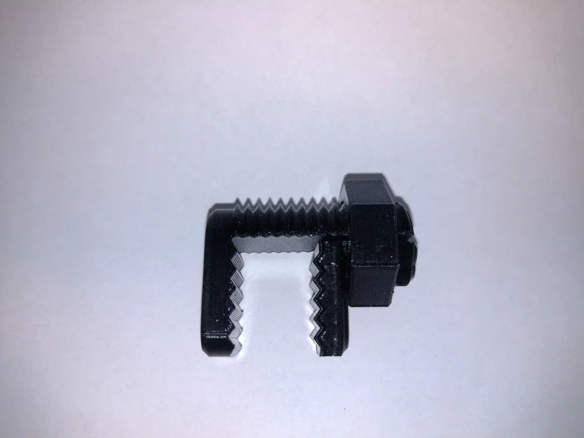 Ê-tô vít liền khối – dễ in (Integrated screw vice - easy print) - Image 4