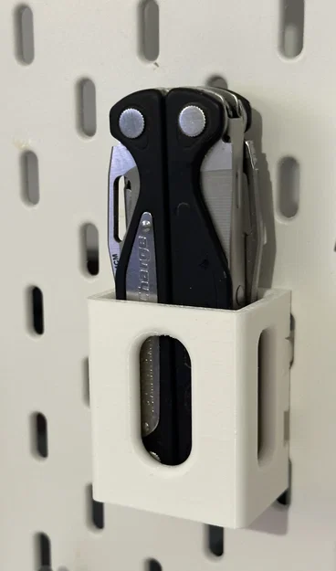 Giá treo kìm đa năng Leatherman Charge cho bảng IKEA Skadis - Image 1
