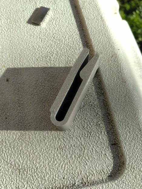 Kẹp kính mát nam châm (Magnetic sunglasses clip) - Image 3
