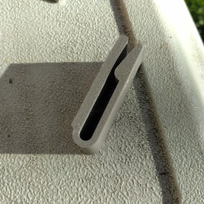 Kẹp kính mát nam châm (Magnetic sunglasses clip)