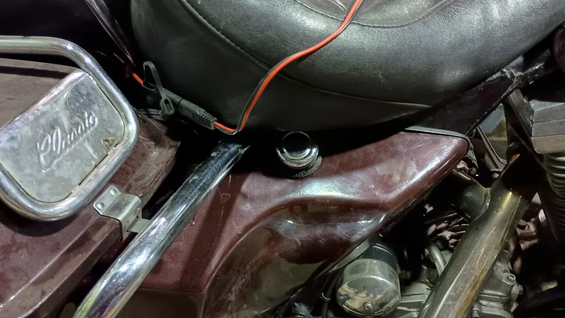 Gioăng ống châm dầu Harley Davidson 1985 FLTC (Filler tube grommet) - Image 2