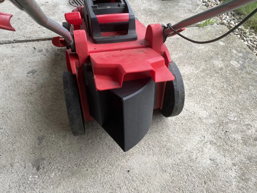 Phụ kiện máng xả cỏ 3D cho máy cắt cỏ HECHT 5035 - Image 1
