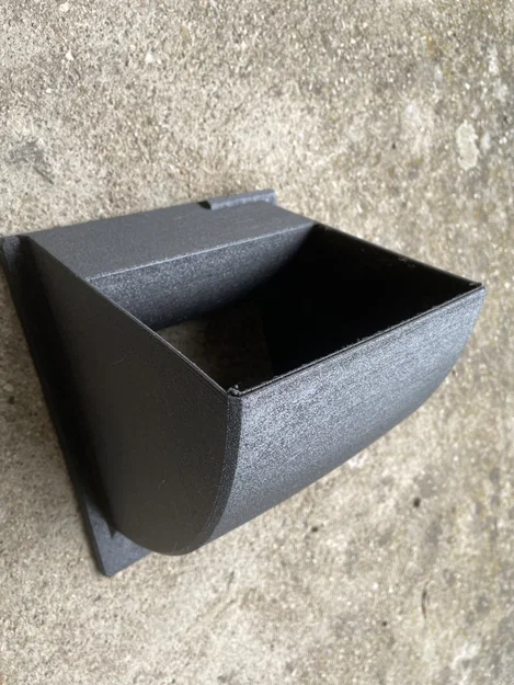 Phụ kiện máng xả cỏ 3D cho máy cắt cỏ HECHT 5035 - Image 2
