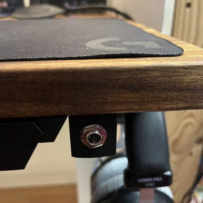 Giá đỡ jack guitar gắn dưới bàn (under desk guitar jack holder)