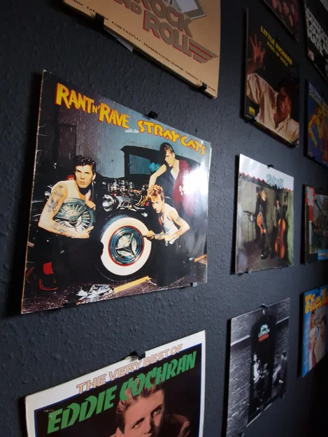 Giá treo đĩa than gắn tường - Phụ kiện trưng bày Vinyl sang trọng - Image 1