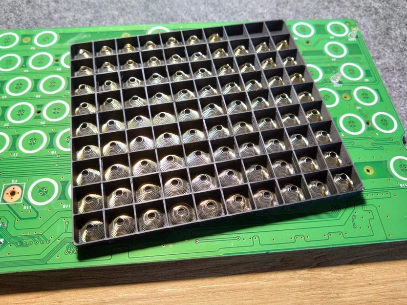 Khay Đựng Lò Xo Topre (Topre Switch Spring Tray) Cho Bàn Phím Cơ - Image 1