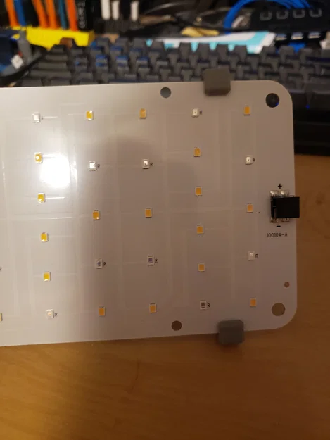 Ngàm gắn đèn Dommia Grow Light Mount - Image 3