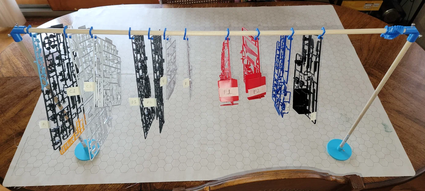 Giá treo runner/sprue cho mô hình (Model Runner/Sprue Organizer) - Image 1