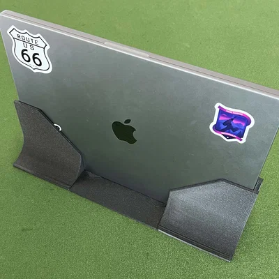Kệ dựng đứng cho MacBook Pro 16 inch