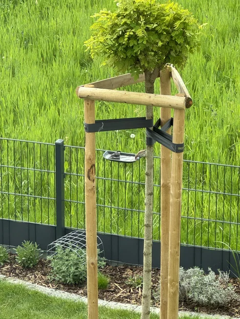 Khay tắm chim (Vogeltränke) gắn hàng rào thép - Image 1