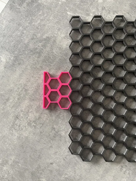 Tấm lưới tổ ong module (HEX_BORDER_VERTICAL_FEMELLE_3odd) in 3D - Image 1