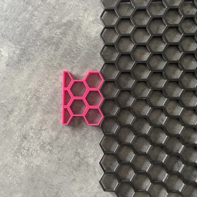 Tấm lưới tổ ong module (HEX_BORDER_VERTICAL_FEMELLE_3odd) in 3D