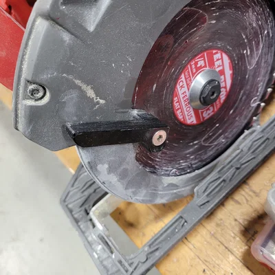 Tay cầm thay thế ốp lưỡi cưa Milwaukee M18 - Giải pháp in 3D tiết kiệm