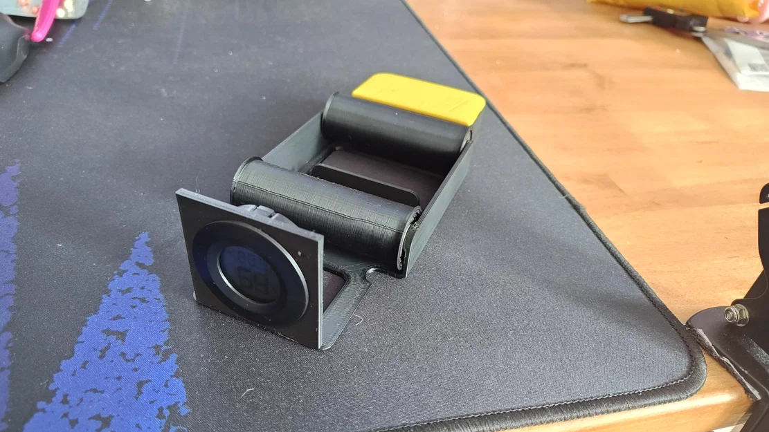 Dyna Dry Box +10MM: Khay mở rộng tích hợp đồng hồ đo độ ẩm - Image 1