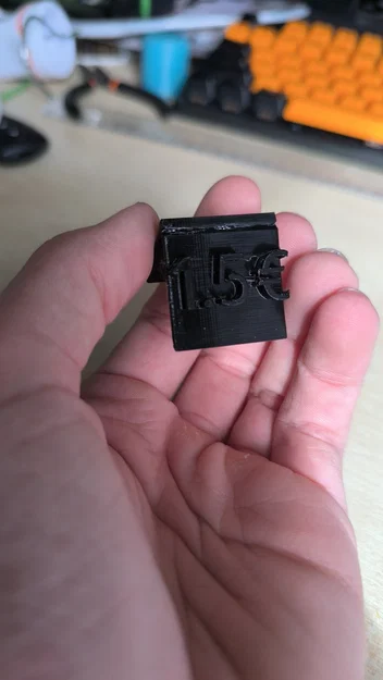 Bảng giá 1.5 Euro in 3D - Phụ kiện trưng bày nhỏ gọn, chuyên nghiệp - Image 2
