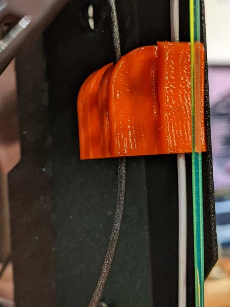Phụ kiện kẹp dẫn sợi nhựa 3 khe cho Prusa Enclosure - Image 1