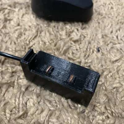 Đế sạc + chân đế Baofeng UV5R (good charger + stand)