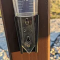 Giá gắn thước đo mưa phóng đại AcuRite (AcuRite Magnifying Rain Gauge Mount) - Thumbnail 1