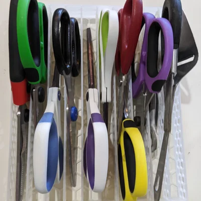 Khay Sắp Xếp Kéo (Scissor Organizer)