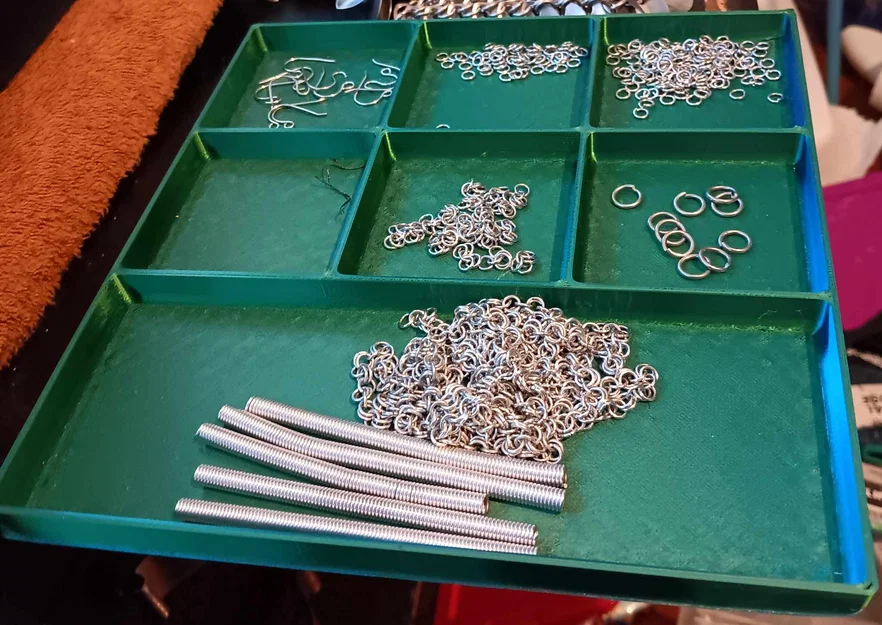 Khay Đựng Khoen Kim Loại (Jump Ring Tray) Thiết Kế Cho Chainmaille - Image 1