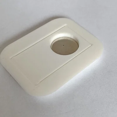 Chặn cửa / chốt cửa nam châm (Magnetic doorstopper / latch)