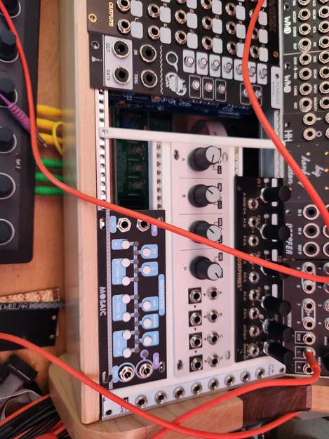 Bộ chuyển định dạng Eurorack 1U sang 3U - Image 1