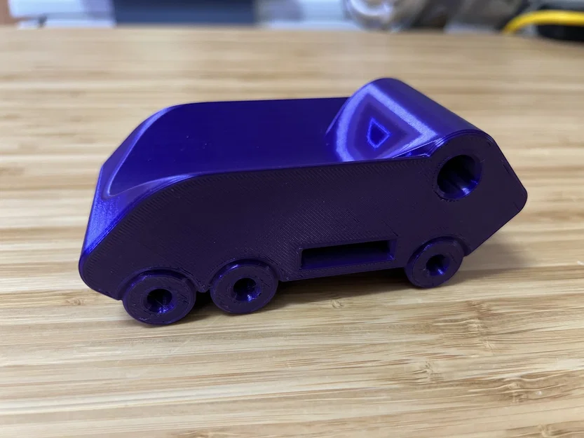 Xe tải đồ chơi – Không có bộ phận chuyển động (Toy Truck-No Moving Parts) - Image 1