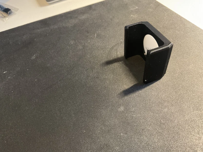 Phụ kiện in 3D gắn AirTag cho điều khiển TV Sony - Image 2
