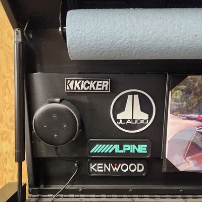 Logo Kicker