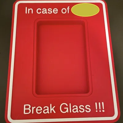 YAICOC - Lại một hộp “in case of” nữa