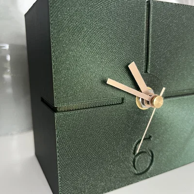 Đồng hồ khối lập phương vintage (Vintage Cube Clock)