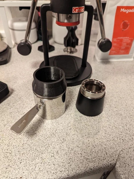 Phễu basket Cafelat Robot cho máy xay Kinu Grinder - Image 1