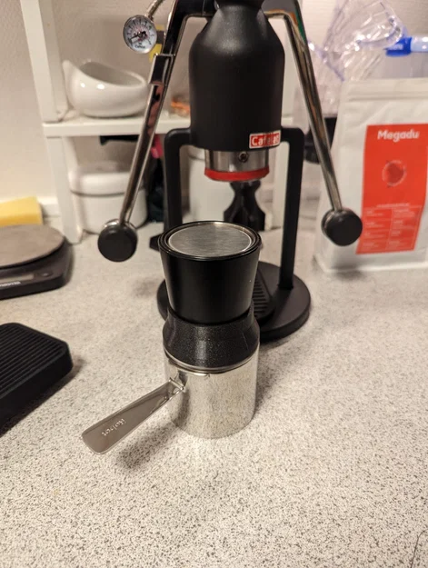 Phễu basket Cafelat Robot cho máy xay Kinu Grinder - Image 2