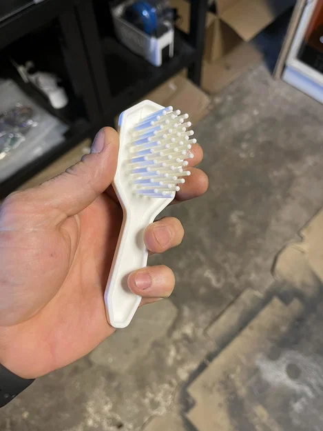 Lược cho bé gái và búp bê (Hreben pro holcicky i panenky) - Image 3