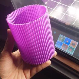 Lọ Hoa và Ống Đựng Bút Thiết Kế Vân Dọc Hiện Đại (Line Vase)