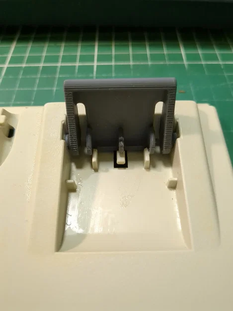 Chân dựng bàn phím IBM KB-8923 (IBM KB-8923 keyboard foot) - Image 1