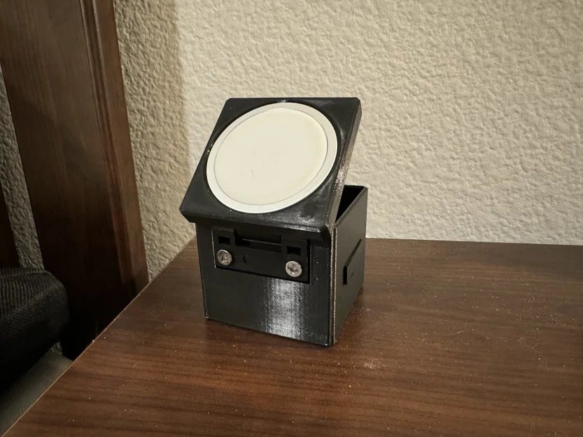 Danker Cube - Khối MagSafe cỡ nhỏ gọn mang đi - Image 2