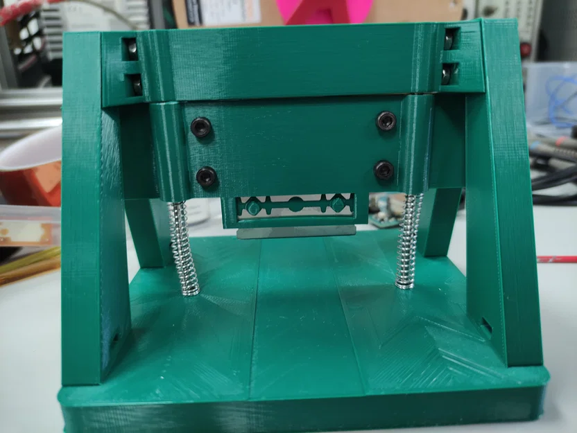 Sample guillotine (dao cắt mẫu thẳng đứng cho lam kính hiển vi) - Image 1
