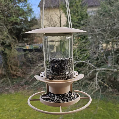 Máng ăn cho chim treo dùng hũ thủy tinh (Glass Jar Bird Feeder)