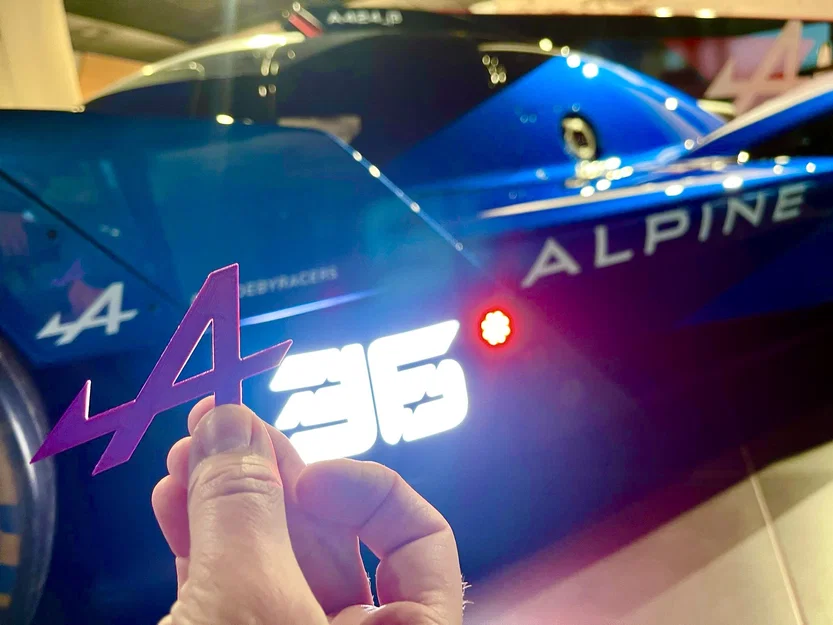 Mô hình logo Alpine (Alpine Logo) trang trí cực chất cho tín đồ xe đua - Image 3