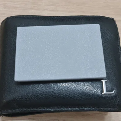 Hộp đựng thuốc nhỏ gọn bỏ ví 3D (Wallet size pill box)