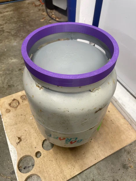 Bệ kê bình LPG 6kg - Image 1