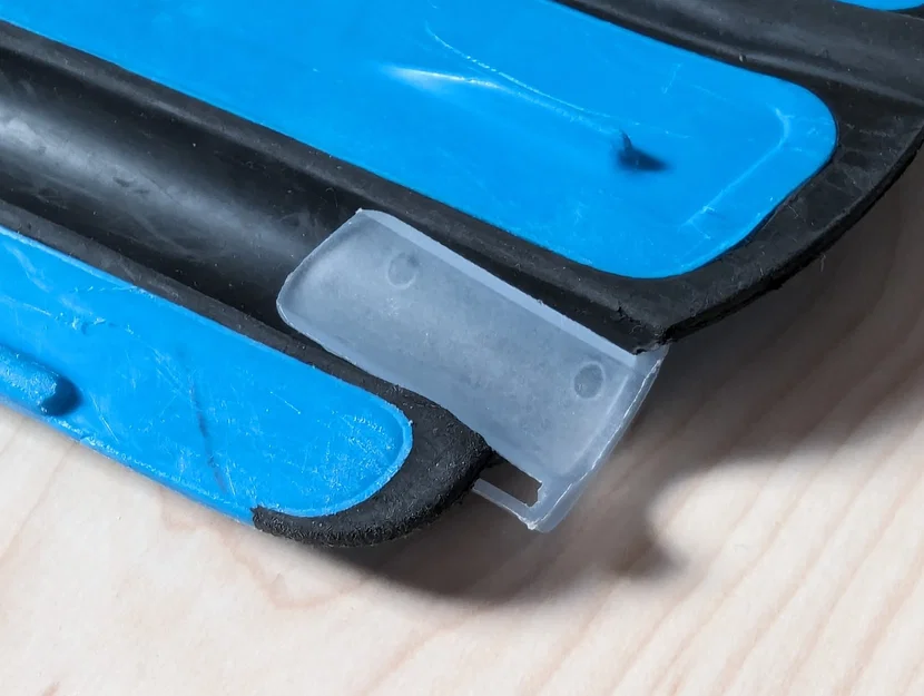 Bộ nắn/giữ rail chân vịt lặn (Fin Rail Shaper) cho Mares - Image 4
