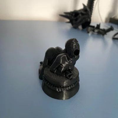 Giá đỡ bút 3D độc đáo phong cách cá tính (Naughties 2)
