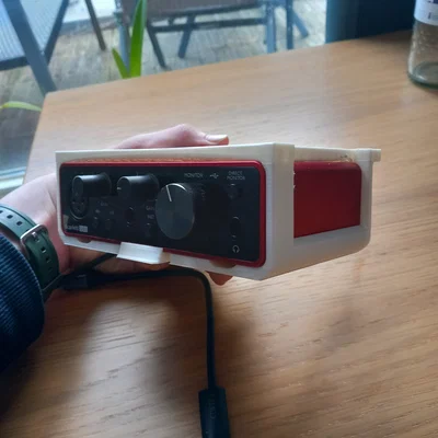 Khung giữ gia cố cho Focusrite Scarlett Solo 3rd Gen (3D Print)