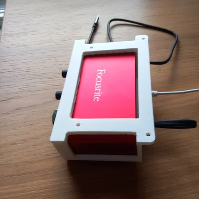 Khung giữ gia cố cho Focusrite Scarlett Solo 3rd Gen (3D Print)