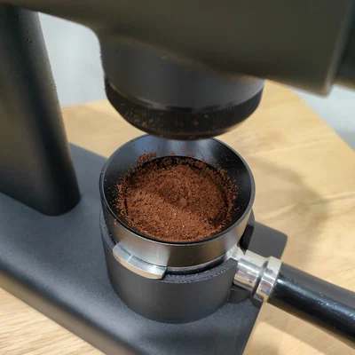Giá đỡ portafilter E61 nam châm cho Timemore Sculptor (58mm)