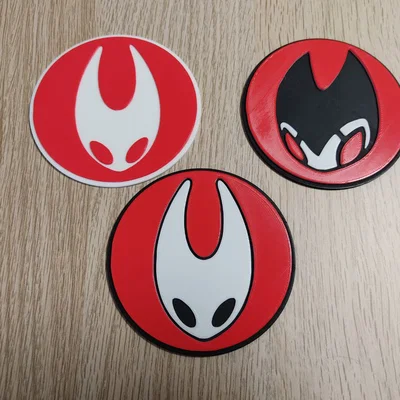 Coaster Hornet và Grimm (Hollow Knight)